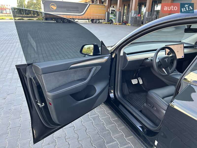 Позашляховик / Кросовер Tesla Model Y 2023 в Одесі