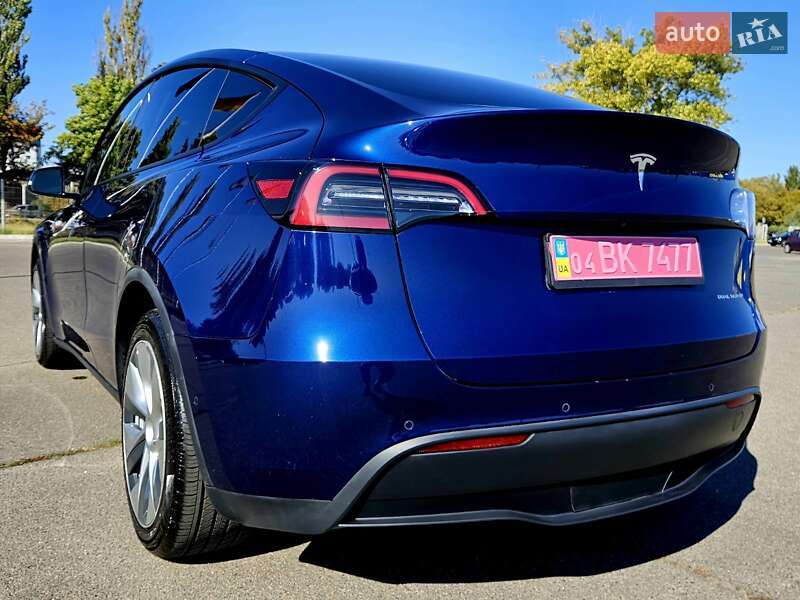 Внедорожник / Кроссовер Tesla Model Y 2021 в Днепре