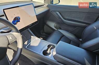 Внедорожник / Кроссовер Tesla Model Y 2021 в 