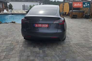 Позашляховик / Кросовер Tesla Model Y 2021 в 