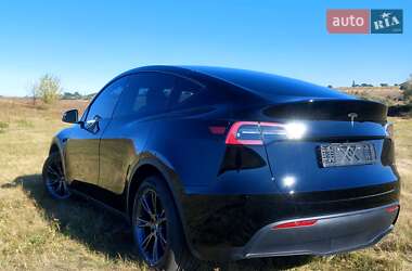Внедорожник / Кроссовер Tesla Model Y 2024 в 