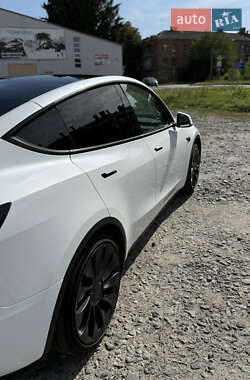 Внедорожник / Кроссовер Tesla Model Y 2022 в 