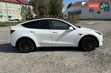 Внедорожник / Кроссовер Tesla Model Y 2022 в 