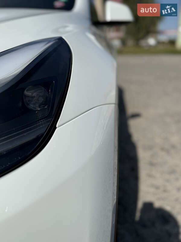 Внедорожник / Кроссовер Tesla Model Y 2022 в Бердичеве