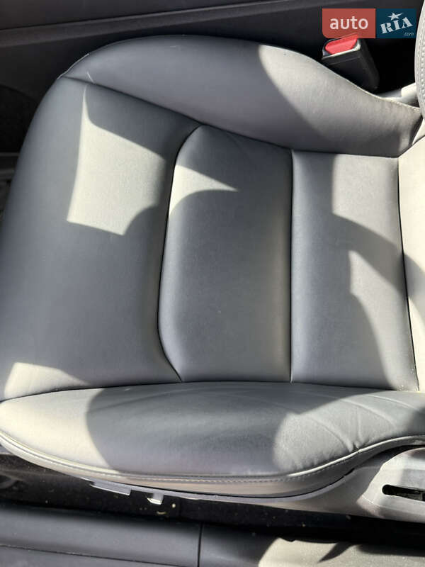 Внедорожник / Кроссовер Tesla Model Y 2022 в Бердичеве