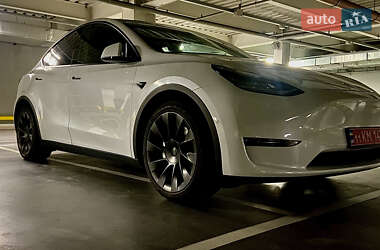 Позашляховик / Кросовер Tesla Model Y 2021 в Вишневому