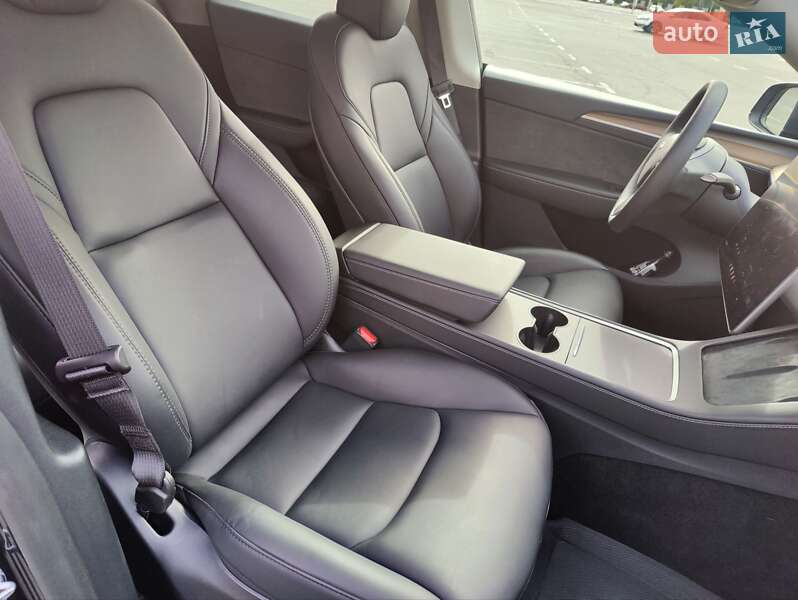 Внедорожник / Кроссовер Tesla Model Y 2024 в Броварах фото 21 Внедорожник / Кроссовер Tesla Model Y 2024 в Броварах