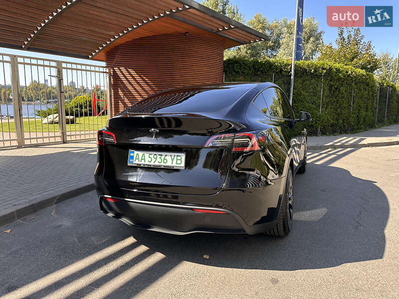 Позашляховик / Кросовер Tesla Model Y 2022 в Києві фото 9 Позашляховик / Кросовер Tesla Model Y 2022 в Києві