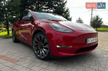 Позашляховик / Кросовер Tesla Model Y 2021 в 
