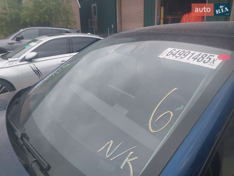 Внедорожник / Кроссовер Tesla Model Y 2025 в Киеве