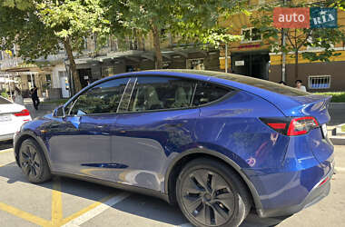 Внедорожник / Кроссовер Tesla Model Y 2023 в 