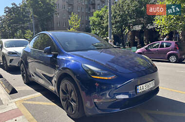 Внедорожник / Кроссовер Tesla Model Y 2023 в 