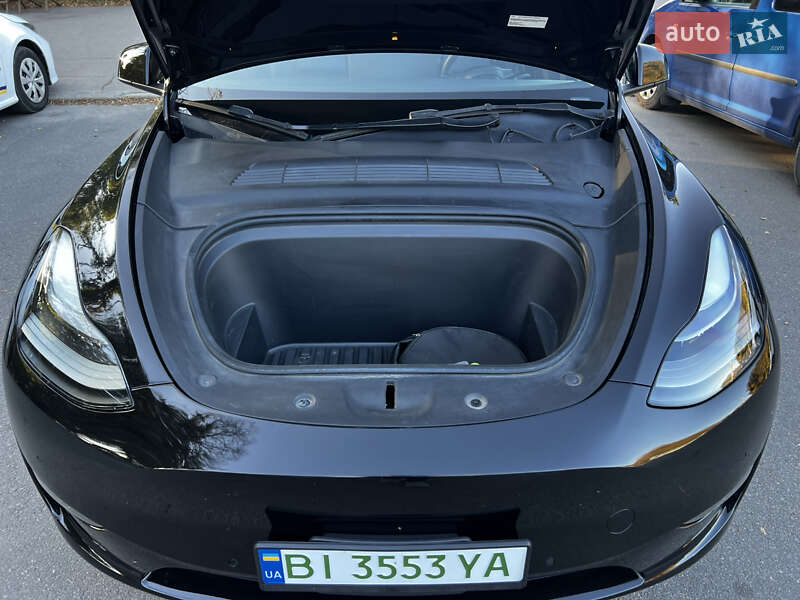 Позашляховик / Кросовер Tesla Model Y 2022 в Полтаві