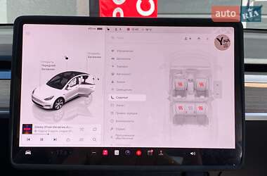 Позашляховик / Кросовер Tesla Model Y 2023 в 