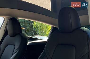 Позашляховик / Кросовер Tesla Model Y 2023 в 