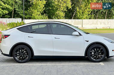 Внедорожник / Кроссовер Tesla Model Y 2021 в 