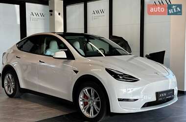 Позашляховик / Кросовер Tesla Model Y 2021 в 