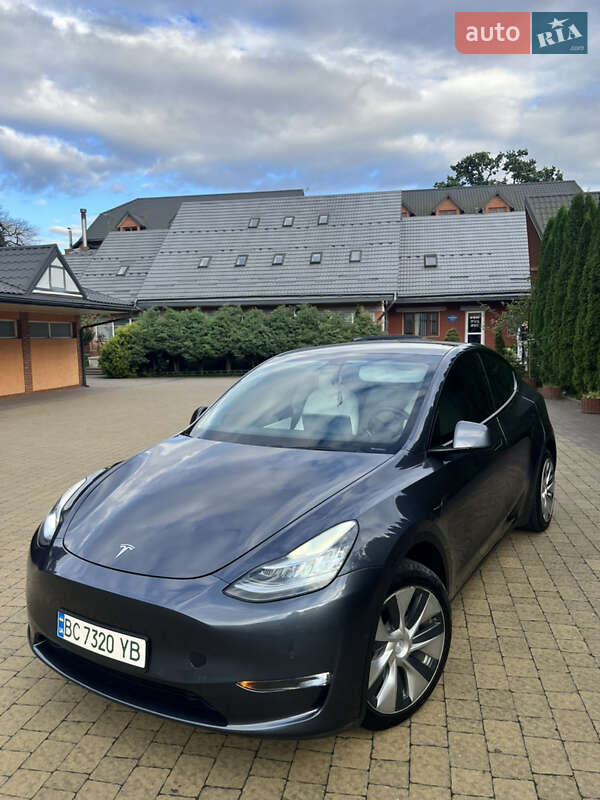 Внедорожник / Кроссовер Tesla Model Y 2020 в Львове