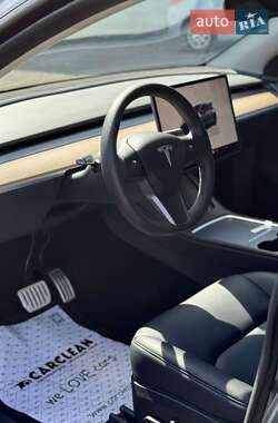 Позашляховик / Кросовер Tesla Model Y 2023 в 