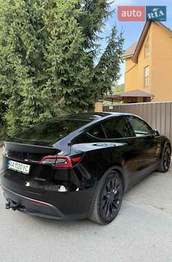 Позашляховик / Кросовер Tesla Model Y 2022 в 