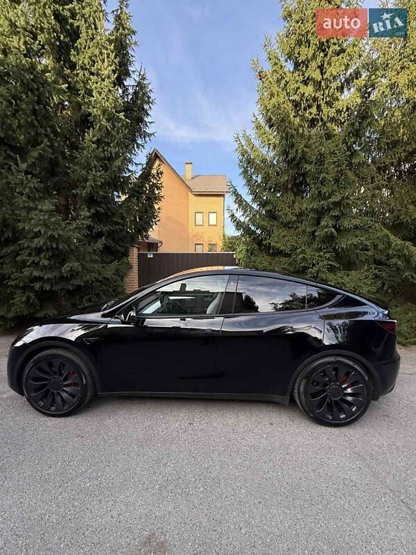 Позашляховик / Кросовер Tesla Model Y 2022 в Києві