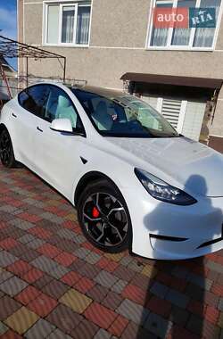 Позашляховик / Кросовер Tesla Model Y 2020 в 