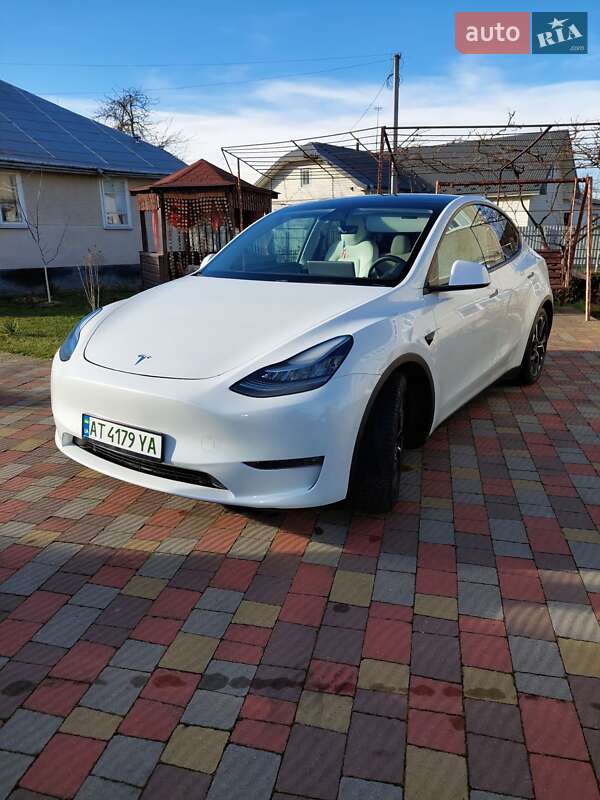 Внедорожник / Кроссовер Tesla Model Y 2020 в Тысменице