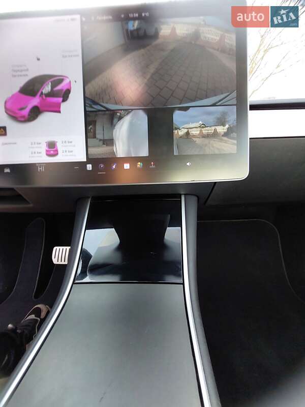 Внедорожник / Кроссовер Tesla Model Y 2020 в Тысменице
