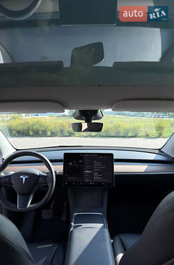 Внедорожник / Кроссовер Tesla Model Y 2023 в 