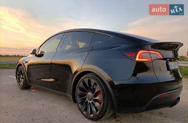 Внедорожник / Кроссовер Tesla Model Y 2022 в Львове