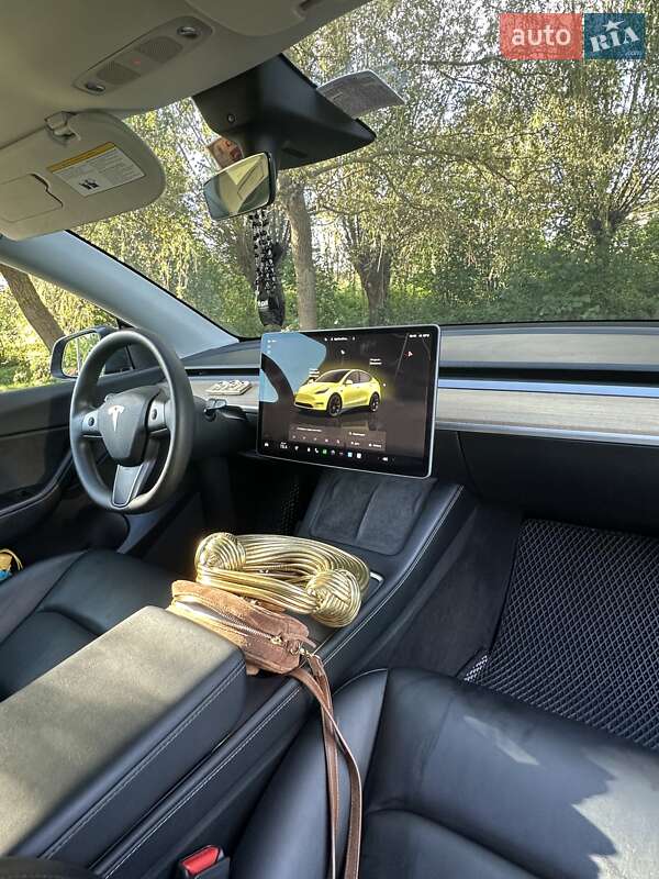 Внедорожник / Кроссовер Tesla Model Y 2022 в Ивано-Франковске фото 13 Внедорожник / Кроссовер Tesla Model Y 2022 в Ивано-Франковске