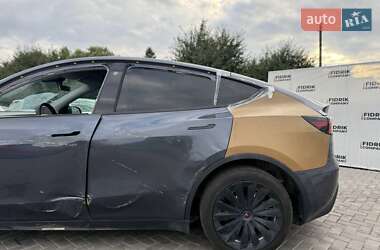 Внедорожник / Кроссовер Tesla Model Y 2021 в 