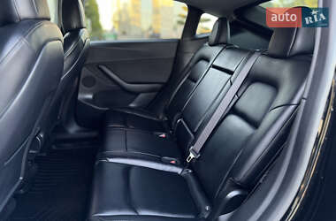 Позашляховик / Кросовер Tesla Model Y 2020 в 