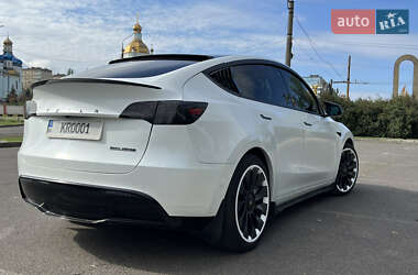 Внедорожник / Кроссовер Tesla Model Y 2020 в 