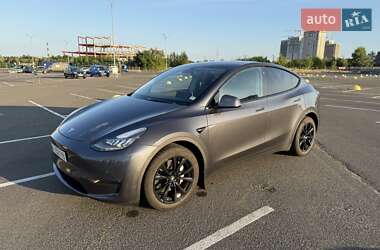 Внедорожник / Кроссовер Tesla Model Y 2021 в Киеве