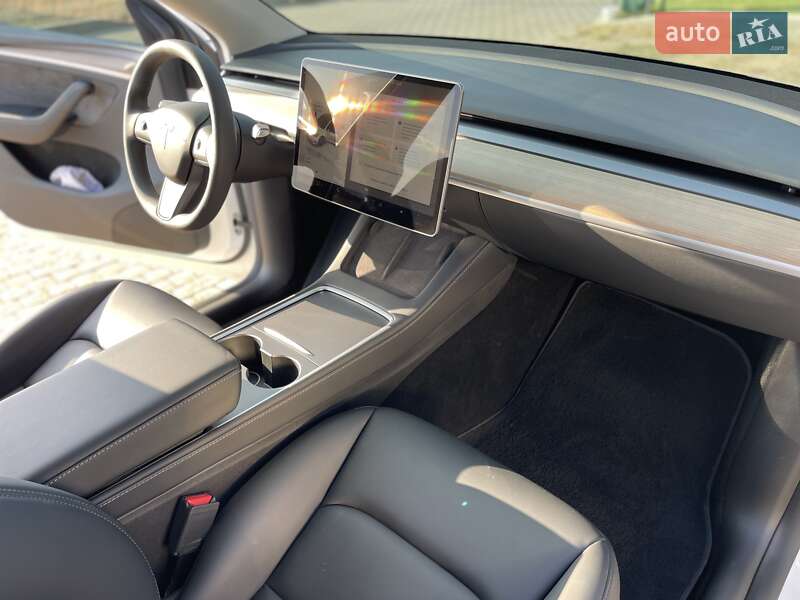 Внедорожник / Кроссовер Tesla Model Y 2023 в Одессе фото 12 Внедорожник / Кроссовер Tesla Model Y 2023 в Одессе