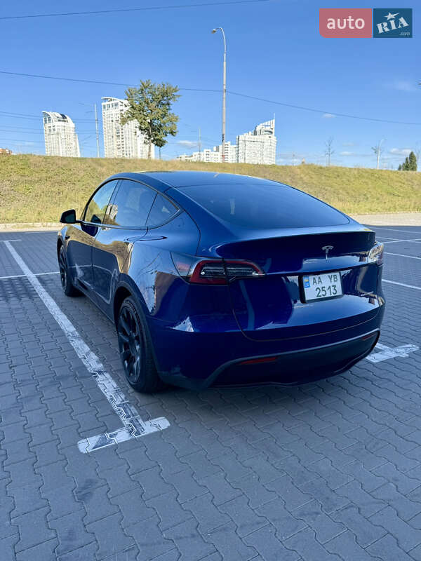 Внедорожник / Кроссовер Tesla Model Y 2021 в Киеве