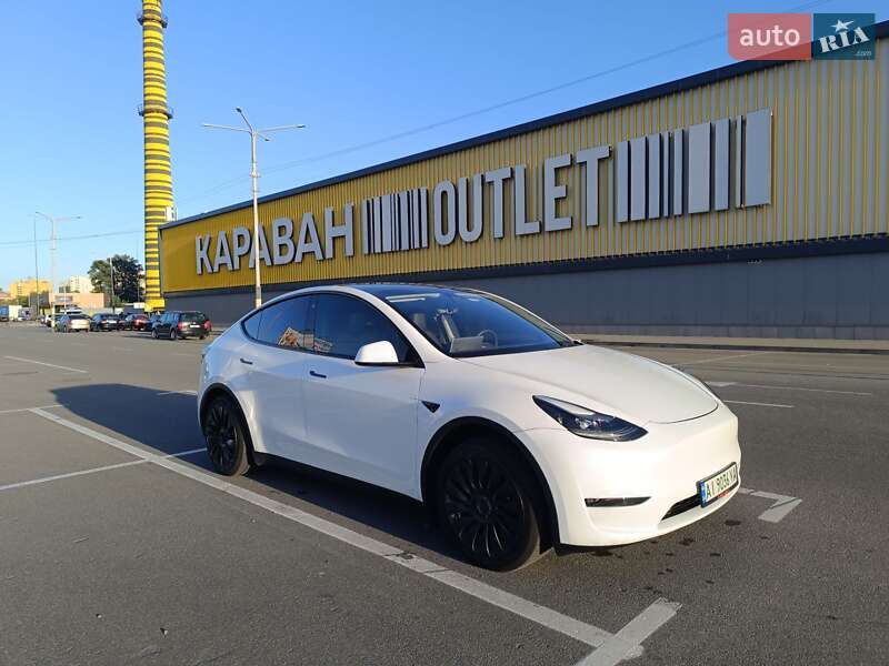 Позашляховик / Кросовер Tesla Model Y 2023 в Києві фото 7 Позашляховик / Кросовер Tesla Model Y 2023 в Києві