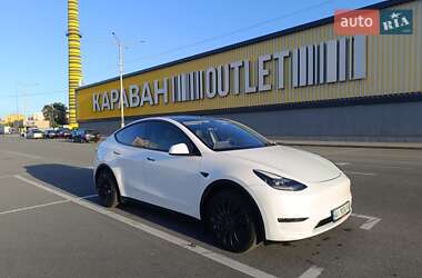 Позашляховик / Кросовер Tesla Model Y 2023 в 