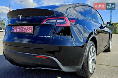 Внедорожник / Кроссовер Tesla Model Y 2022 в 