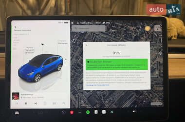 Позашляховик / Кросовер Tesla Model Y 2023 в 