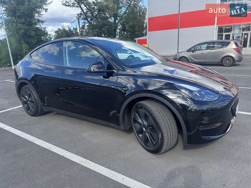 Tesla Model Y 2024 Tesla Model Y 2024