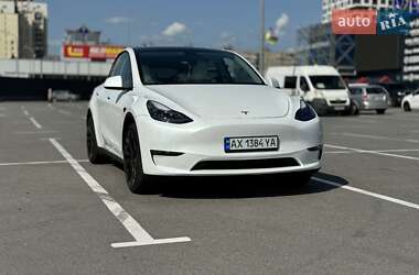 Позашляховик / Кросовер Tesla Model Y 2022 в 