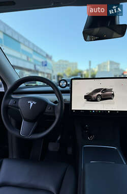 Внедорожник / Кроссовер Tesla Model Y 2023 в 