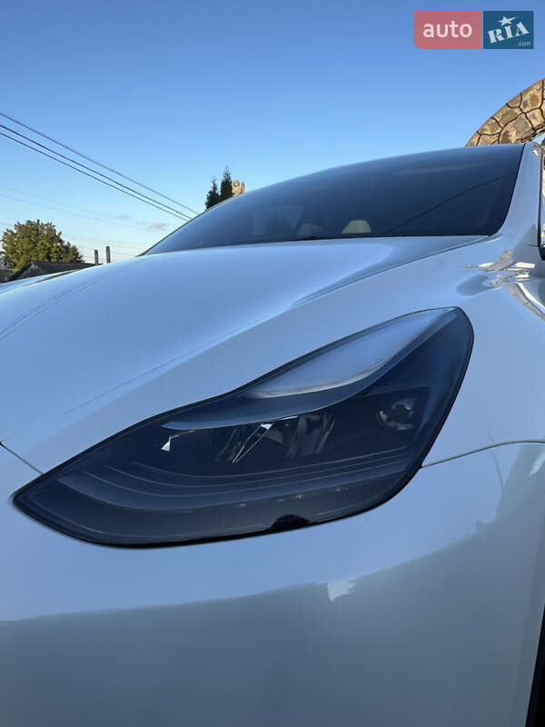 Позашляховик / Кросовер Tesla Model Y 2023 в Шаргороді