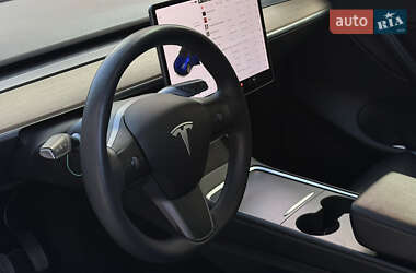 Внедорожник / Кроссовер Tesla Model Y 2021 в 