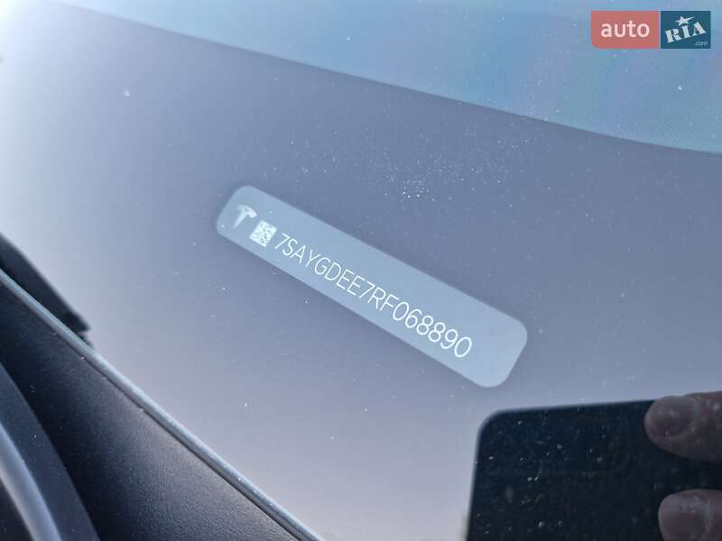 Позашляховик / Кросовер Tesla Model Y 2024 в Дніпрі