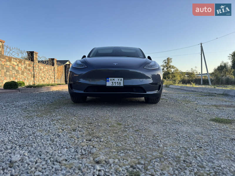 Внедорожник / Кроссовер Tesla Model Y 2022 в Бердичеве фото 5 Внедорожник / Кроссовер Tesla Model Y 2022 в Бердичеве