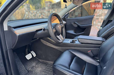 Внедорожник / Кроссовер Tesla Model Y 2022 в 