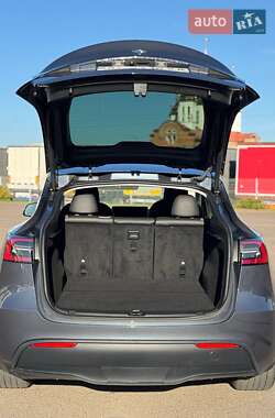 Внедорожник / Кроссовер Tesla Model Y 2023 в 